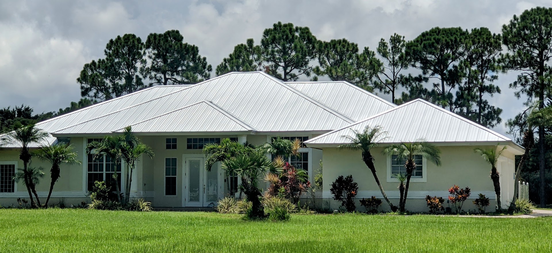 5V crimp metal roof installed on a Florida home