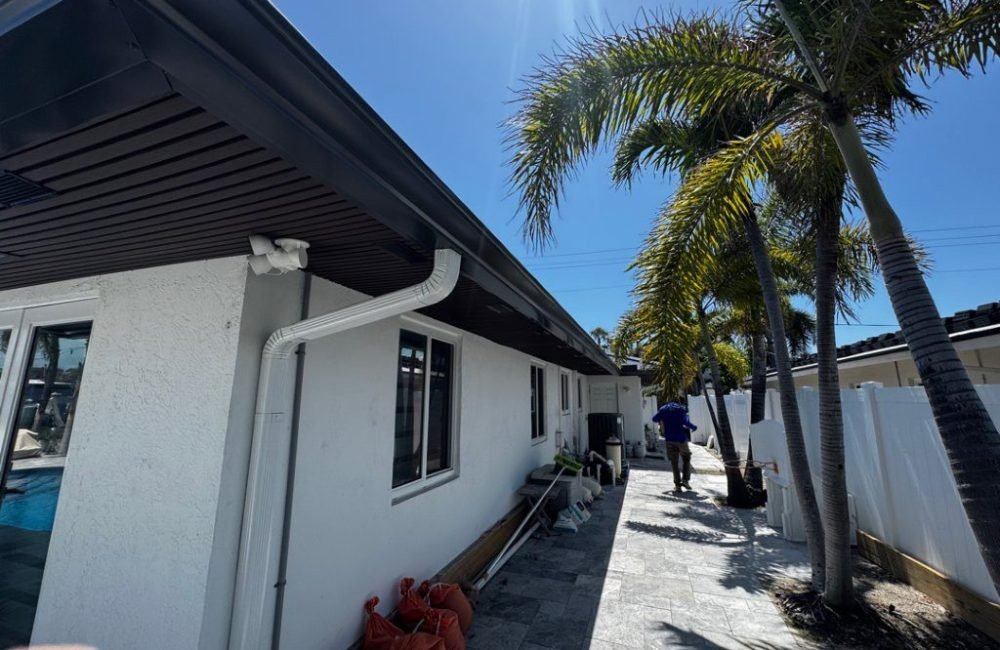 Gutters_Expert_Roofing_Services.jpg